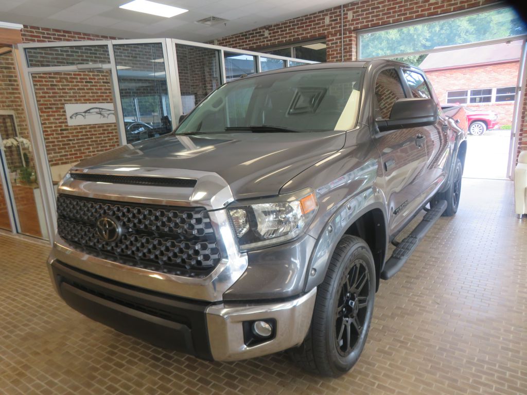Photo 82 of this TOYOTA TUNDRA