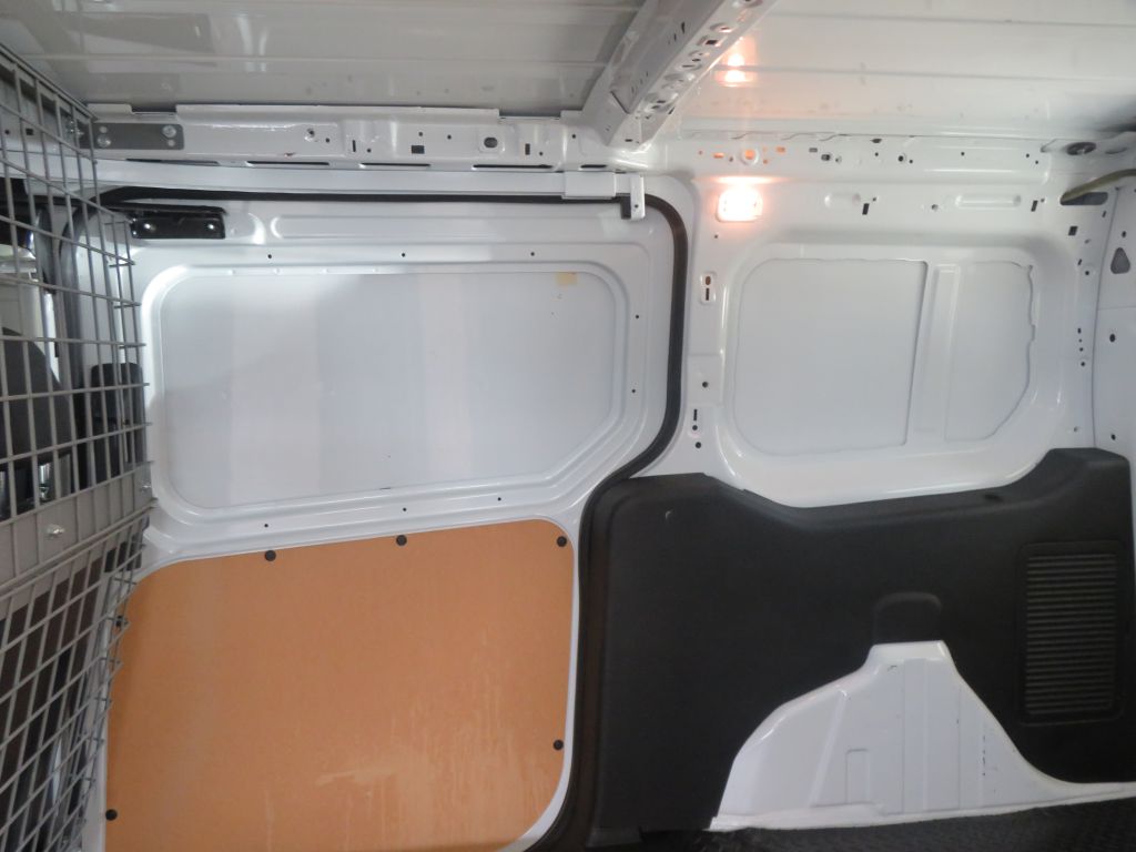 Photo 20 of this FORD TRANSIT CONNECT