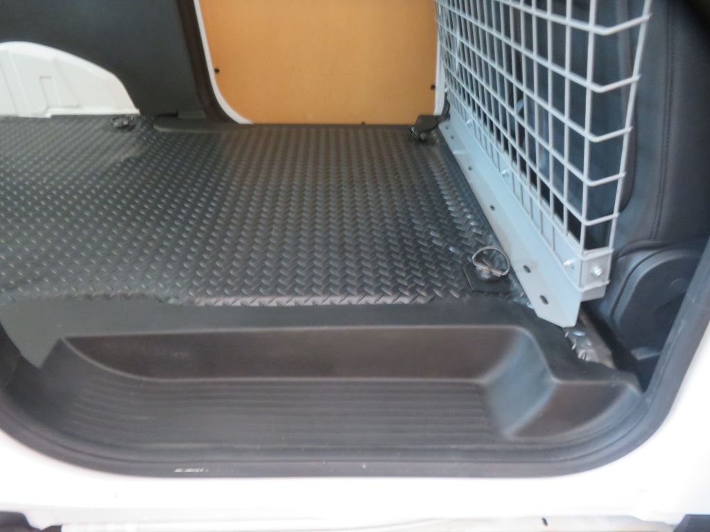 Photo 29 of this FORD TRANSIT CONNECT