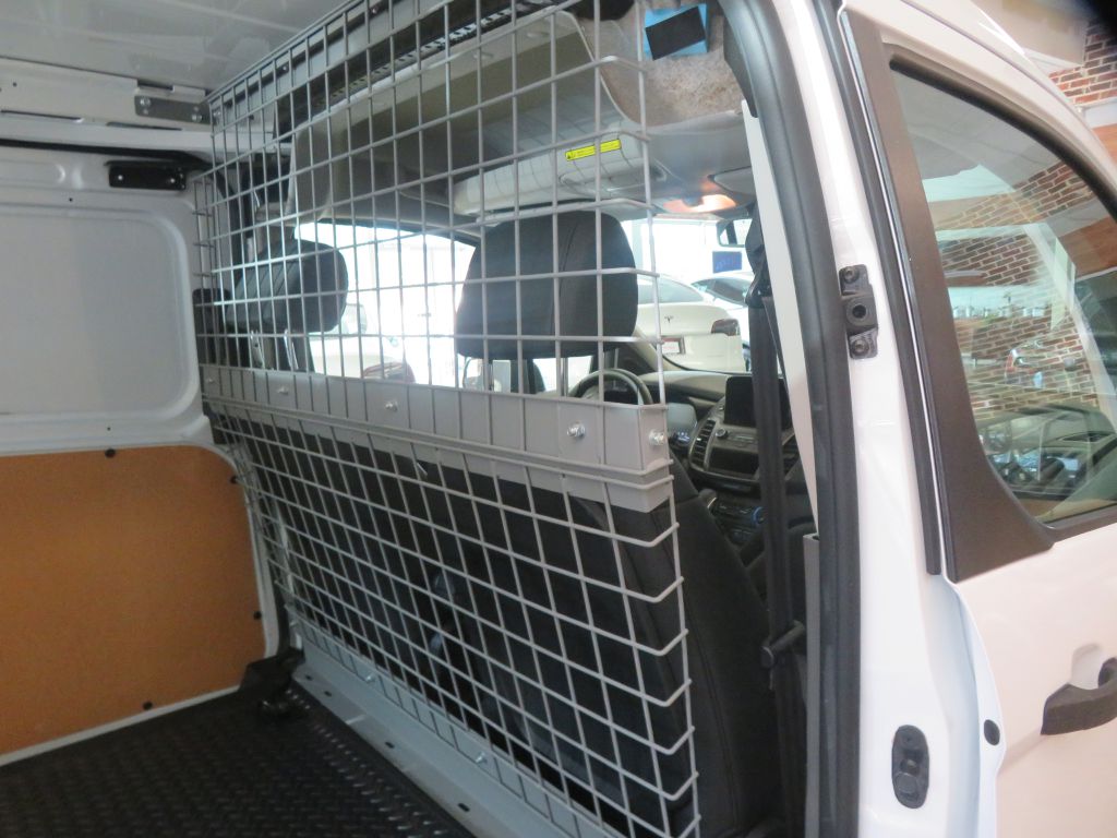 Photo 30 of this FORD TRANSIT CONNECT