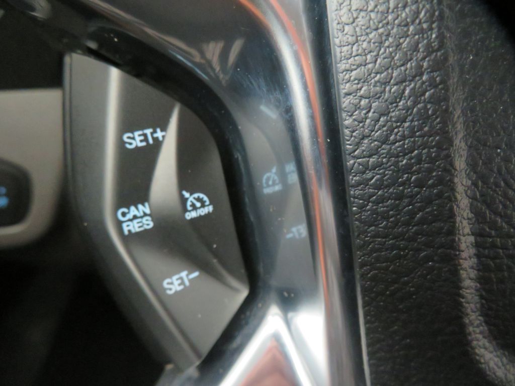 Photo 42 of this FORD TRANSIT CONNECT