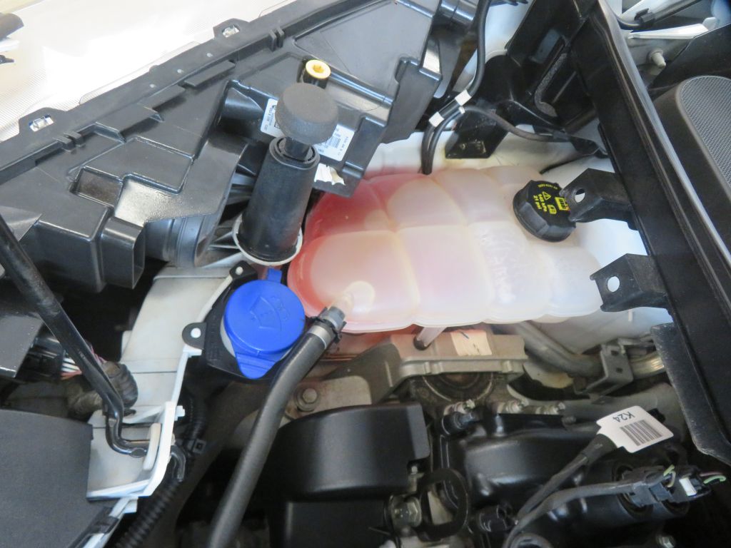 Photo 59 of this FORD TRANSIT CONNECT