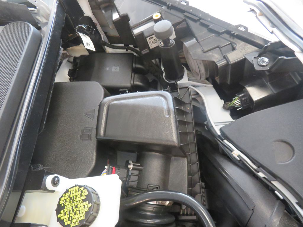 Photo 60 of this FORD TRANSIT CONNECT