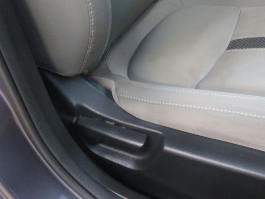 Photo 26 of this HONDA CIVIC
