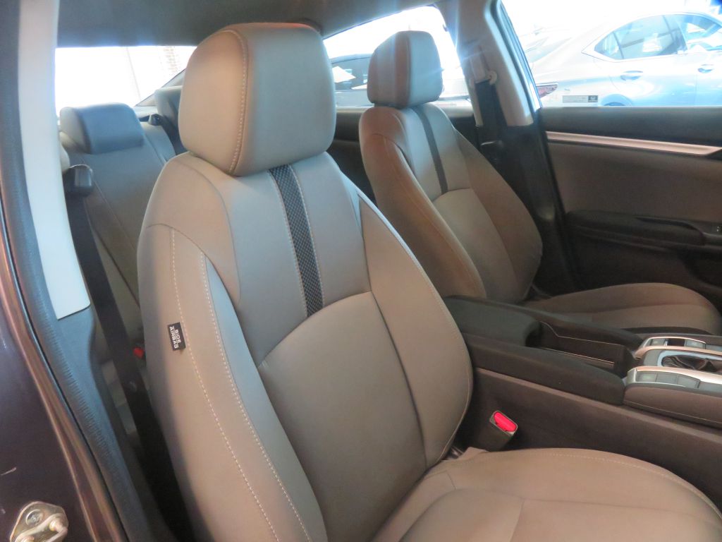Photo 27 of this HONDA CIVIC