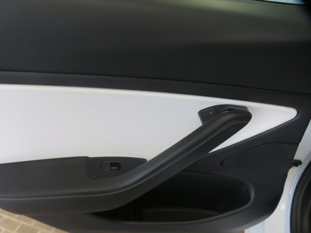 Photo 19 of this TESLA MODEL 3