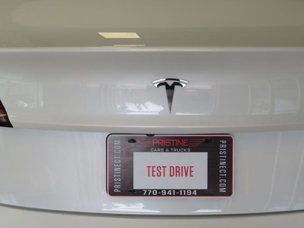 Photo 66 of this TESLA MODEL 3