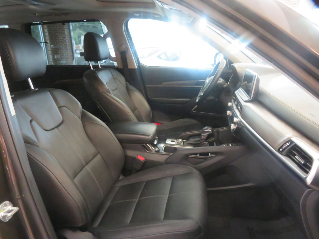 Photo 31 of this KIA TELLURIDE