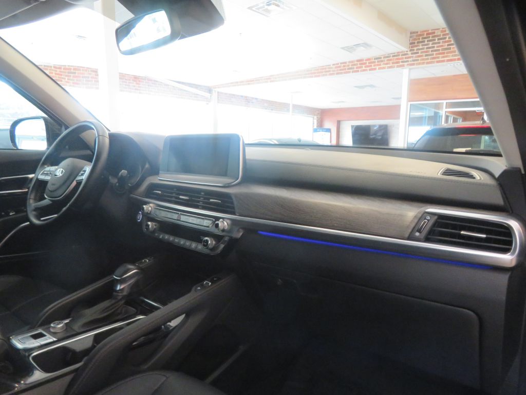Photo 34 of this KIA TELLURIDE