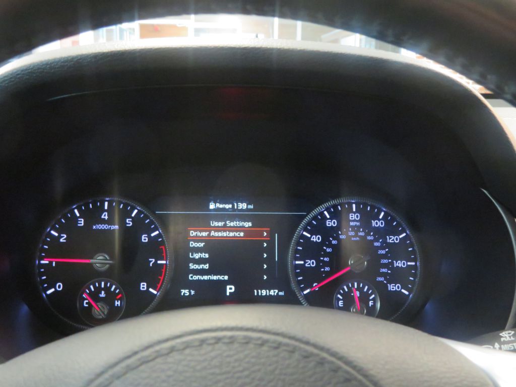 Photo 36 of this KIA TELLURIDE