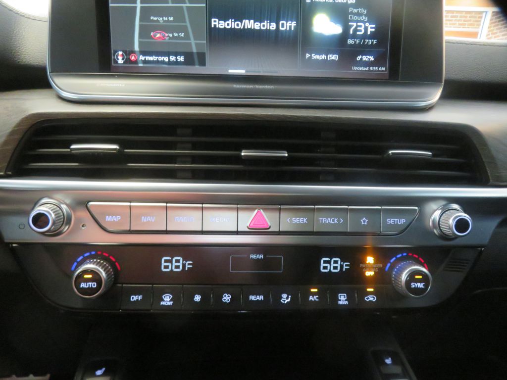 Photo 44 of this KIA TELLURIDE