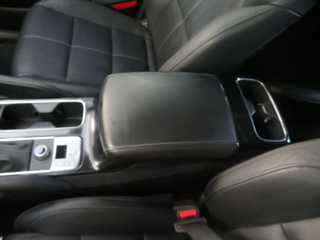 Photo 50 of this KIA TELLURIDE