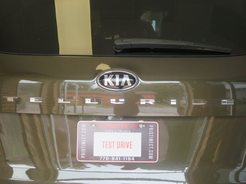 Photo 74 of this KIA TELLURIDE