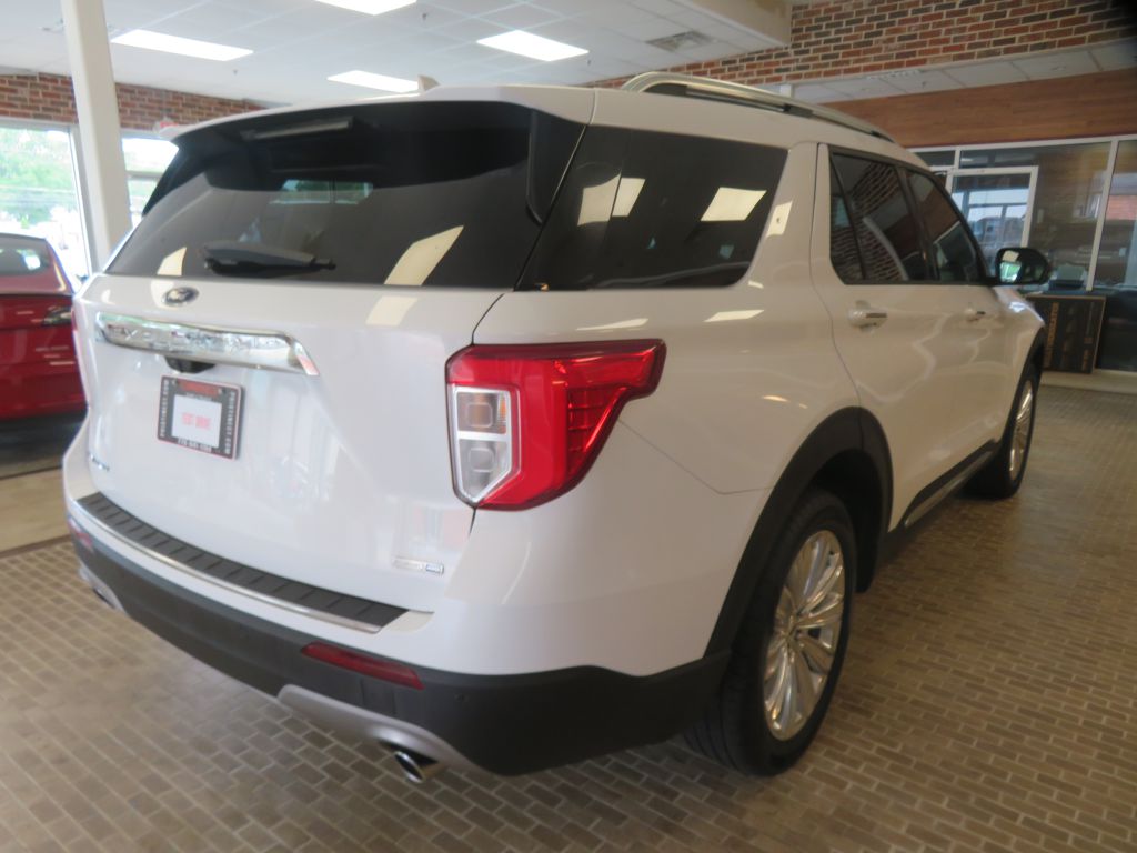 Photo 4 of this FORD EXPLORER LTD
