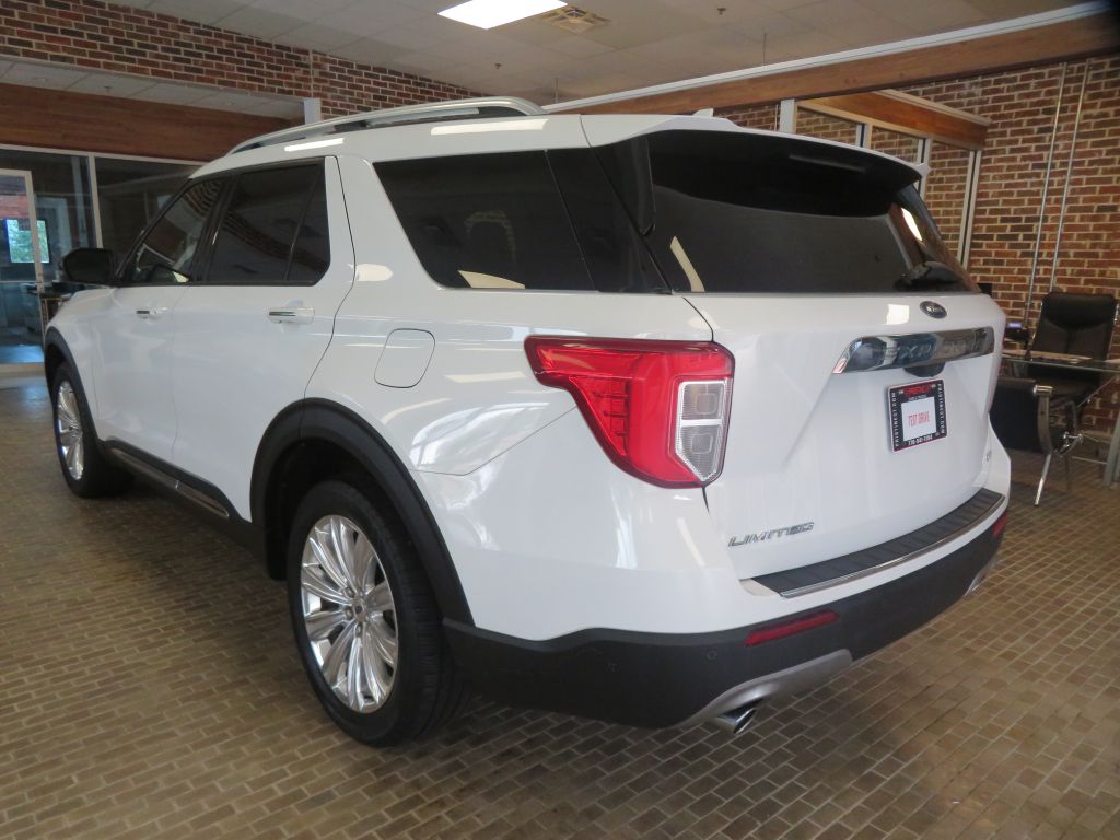 Photo 6 of this FORD EXPLORER LTD