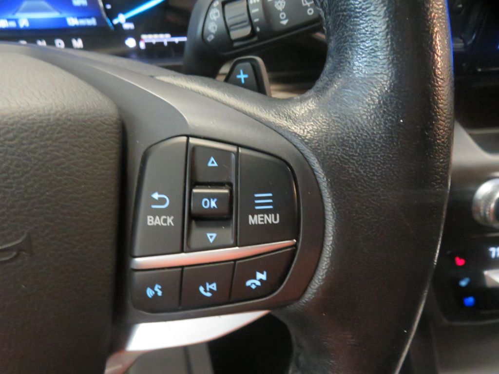 Photo 33 of this FORD EXPLORER LTD