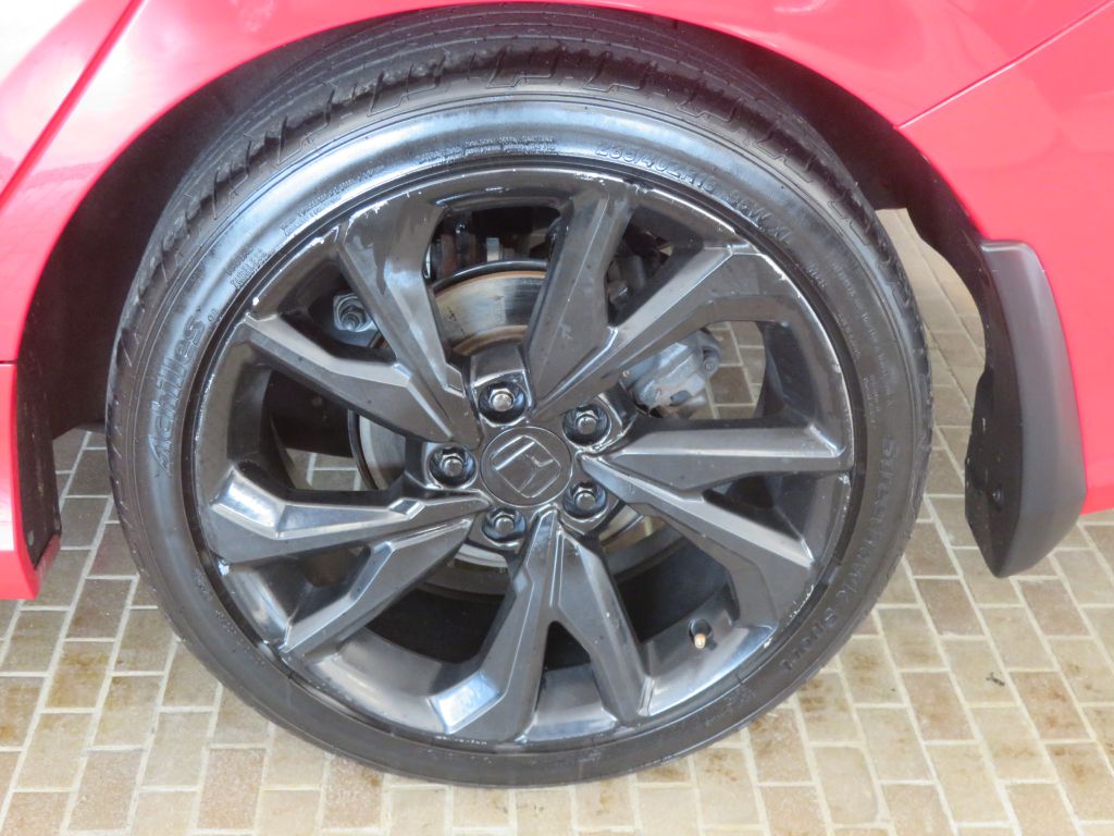 Photo 8 of this HONDA CIVIC