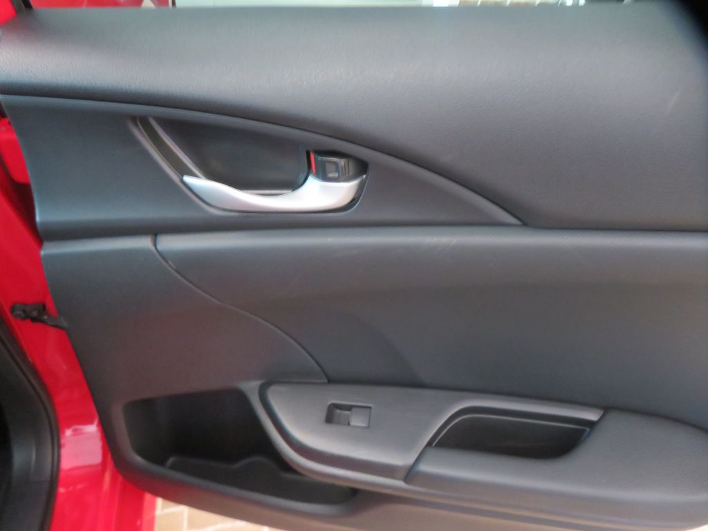 Photo 21 of this HONDA CIVIC