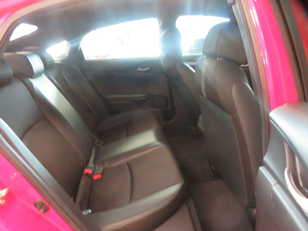 Photo 22 of this HONDA CIVIC