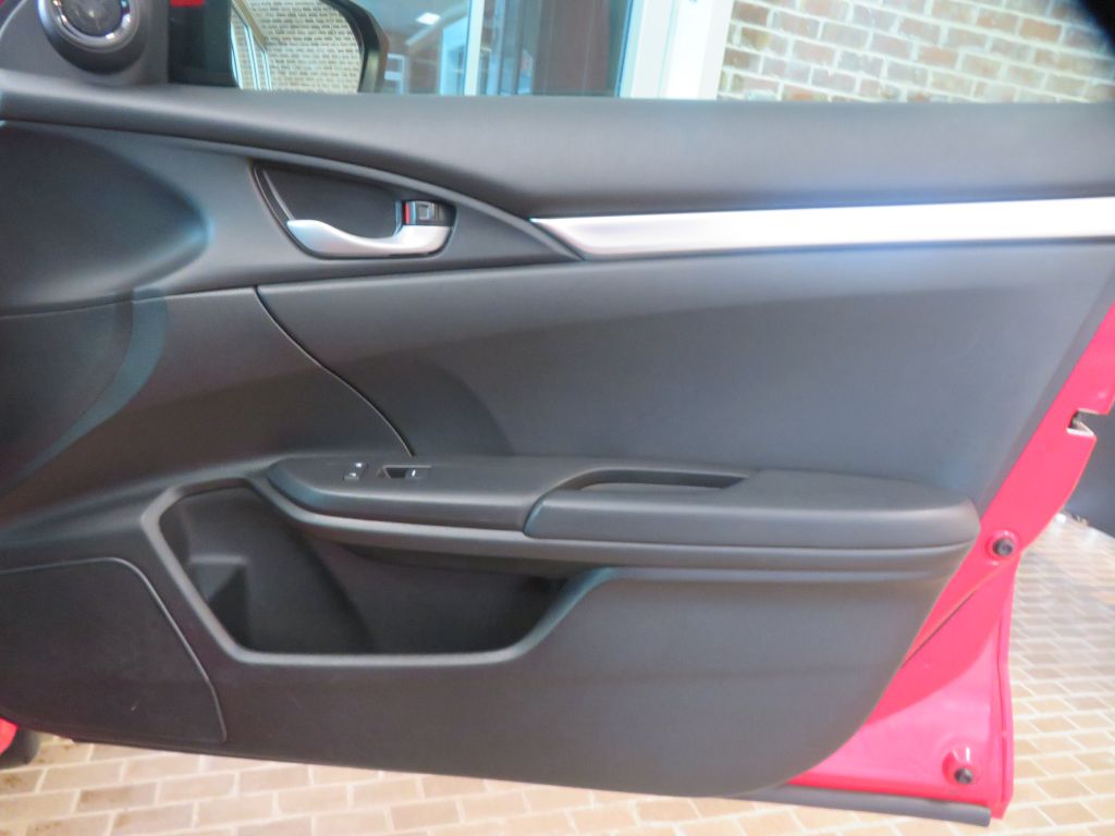Photo 23 of this HONDA CIVIC