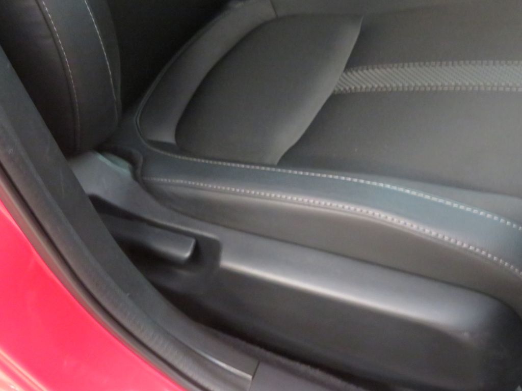 Photo 26 of this HONDA CIVIC