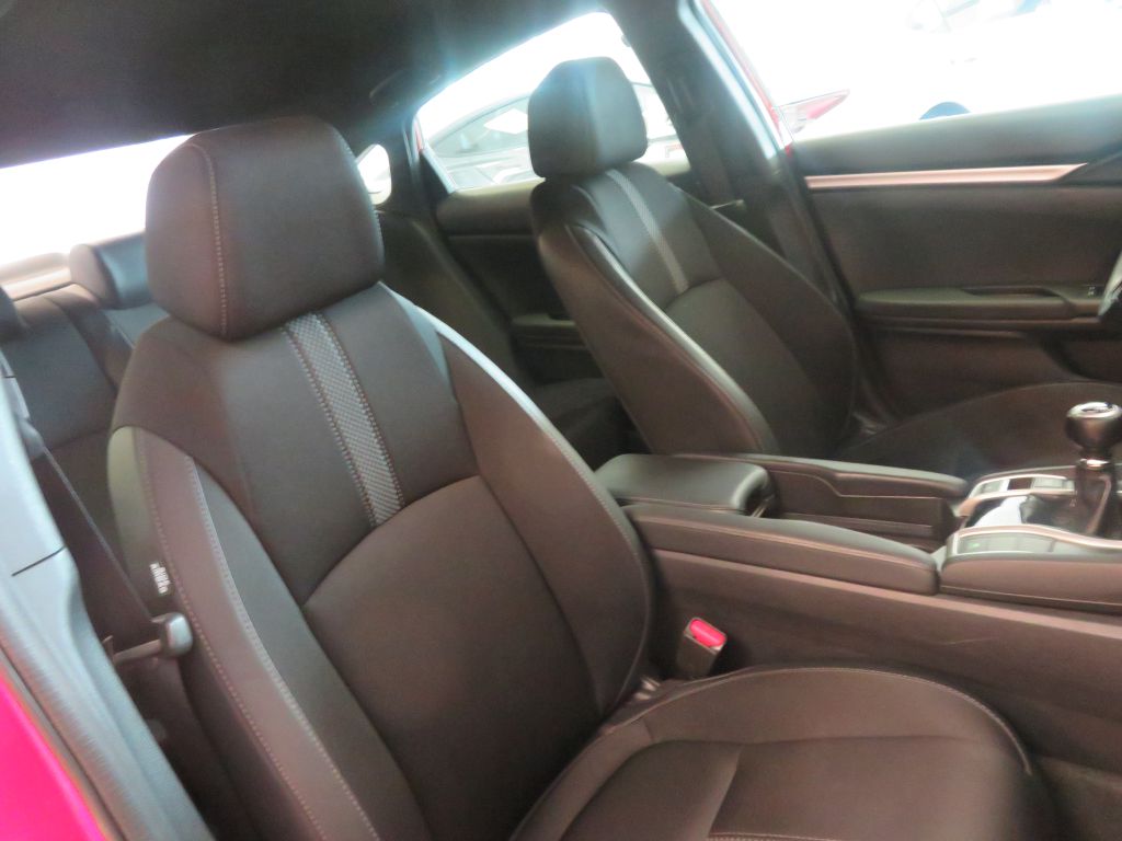 Photo 27 of this HONDA CIVIC