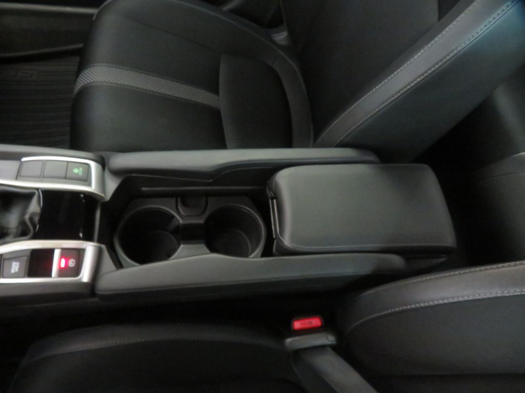 Photo 43 of this HONDA CIVIC