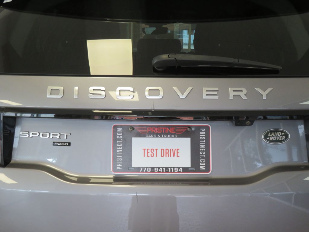 Photo 64 of this LAND ROVER DISCOVERY SPORT