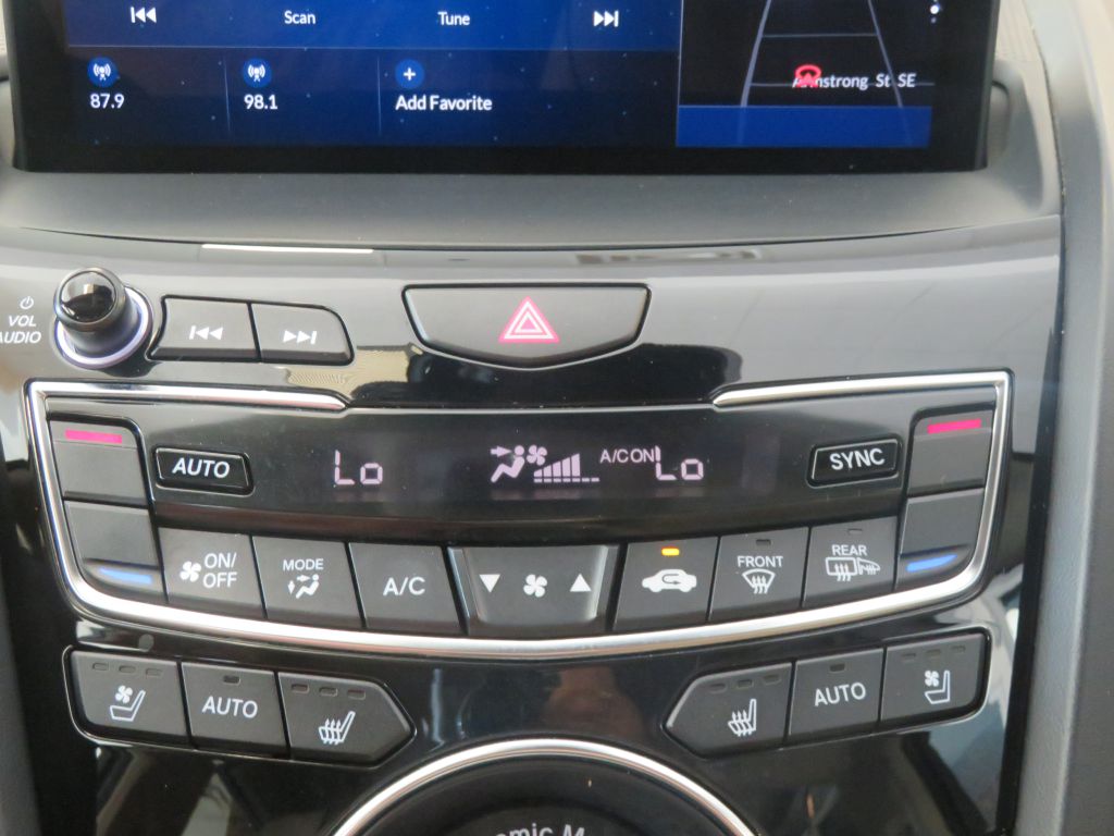 Photo 40 of this ACURA RDX