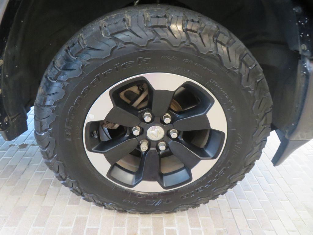 Photo 10 of this RAM 1500