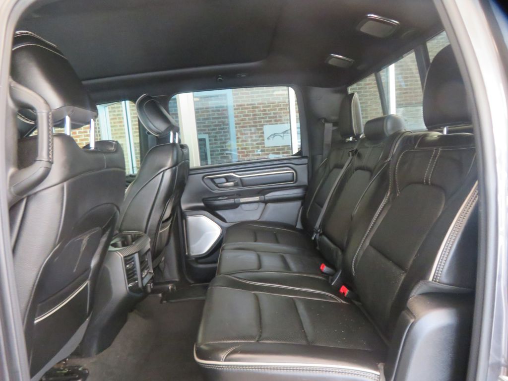 Photo 19 of this RAM 1500