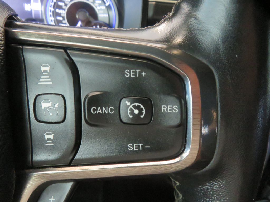 Photo 33 of this RAM 1500