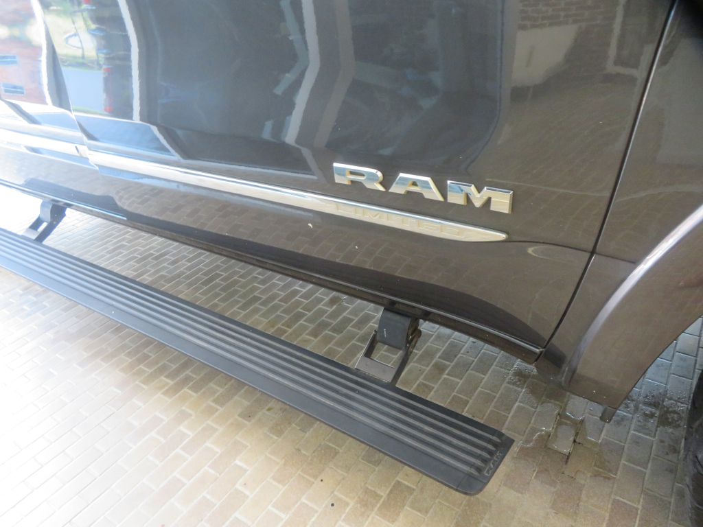 Photo 67 of this RAM 1500