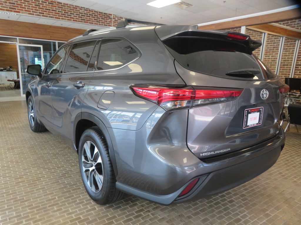 Photo 7 of this TOYOTA HIGHLANDER