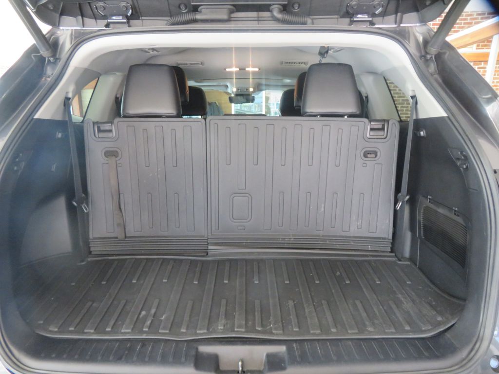 Photo 58 of this TOYOTA HIGHLANDER