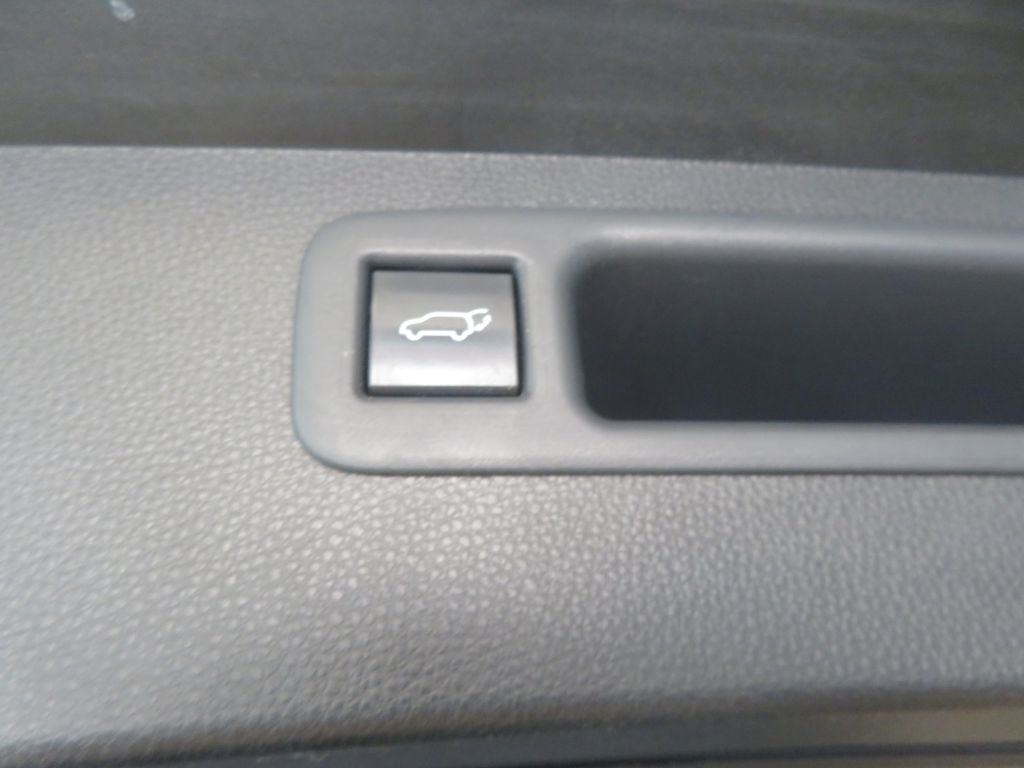 Photo 59 of this TOYOTA HIGHLANDER