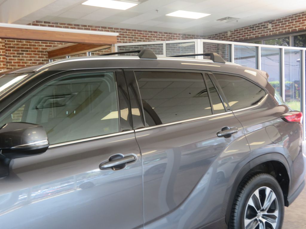 Photo 83 of this TOYOTA HIGHLANDER