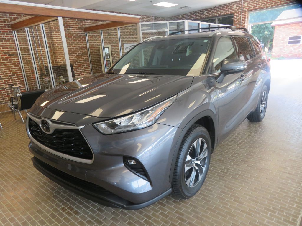 Photo 86 of this TOYOTA HIGHLANDER