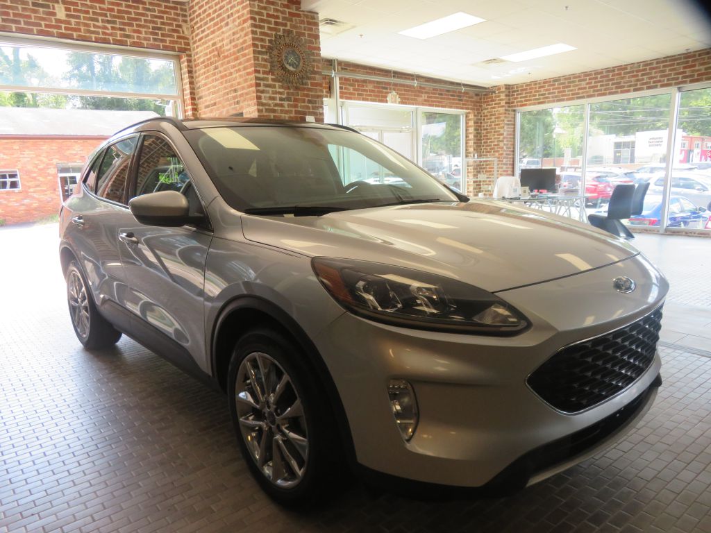 Photo 3 of this FORD ESCAPE
