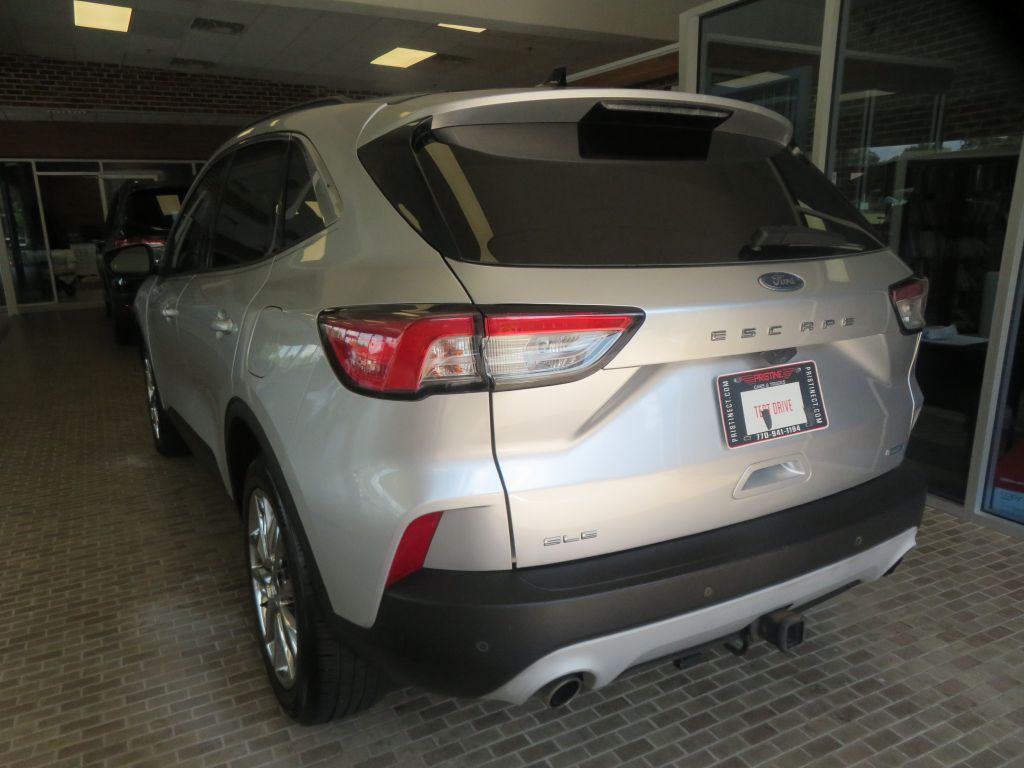 Photo 6 of this FORD ESCAPE