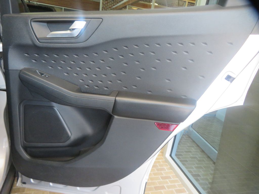 Photo 19 of this FORD ESCAPE