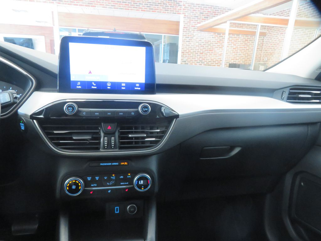 Photo 34 of this FORD ESCAPE