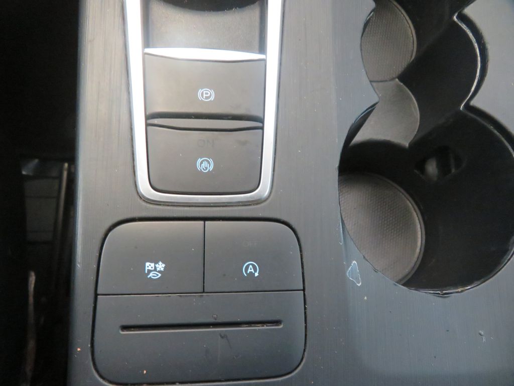 Photo 41 of this FORD ESCAPE