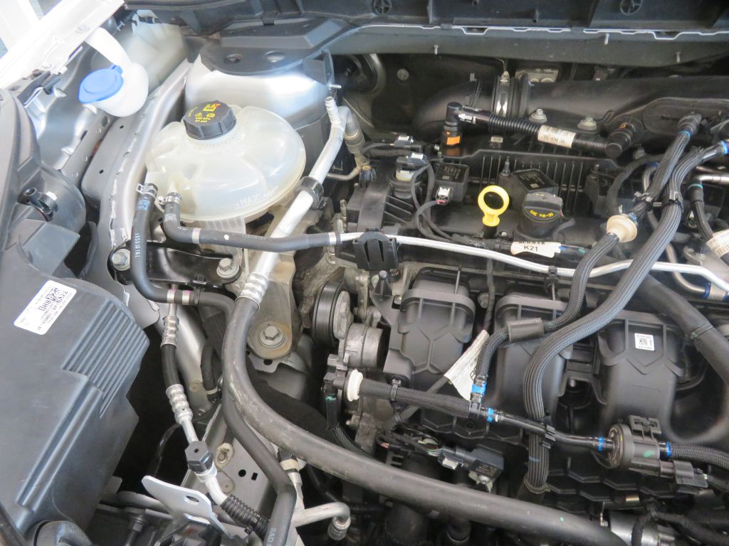 Photo 51 of this FORD ESCAPE