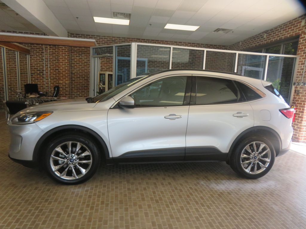 Photo 69 of this FORD ESCAPE
