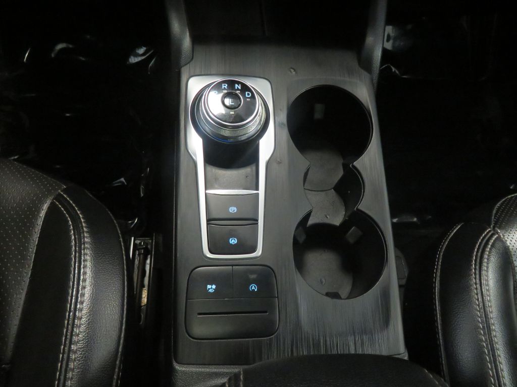 Photo 40 of this FORD ESCAPE