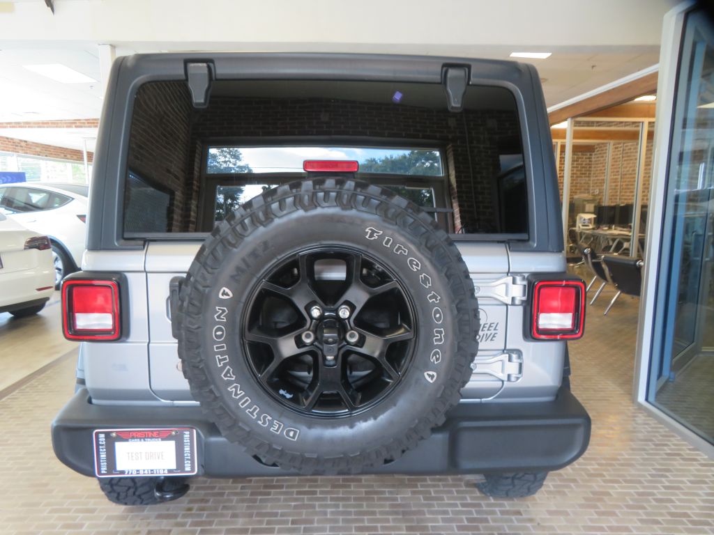 Photo 5 of this JEEP WRANGLER UNLIMI