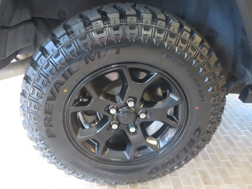 Photo 9 of this JEEP WRANGLER UNLIMI