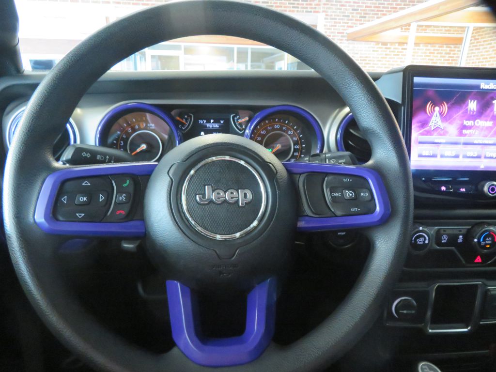 Photo 29 of this JEEP WRANGLER UNLIMI