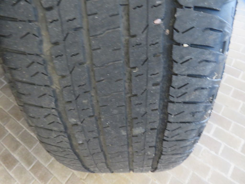Photo 12 of this TOYOTA TACOMA